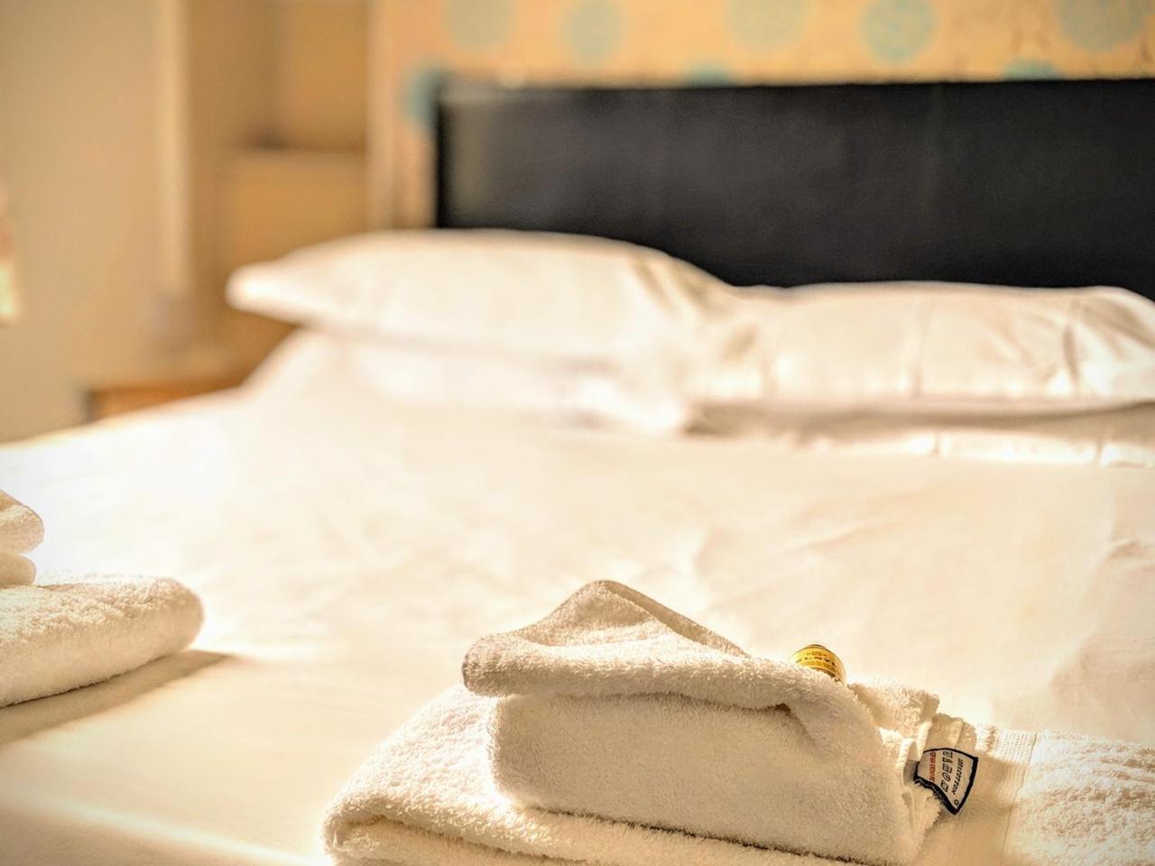 ברייטון Lifestyle Hotel - Russell Square מראה חיצוני תמונה